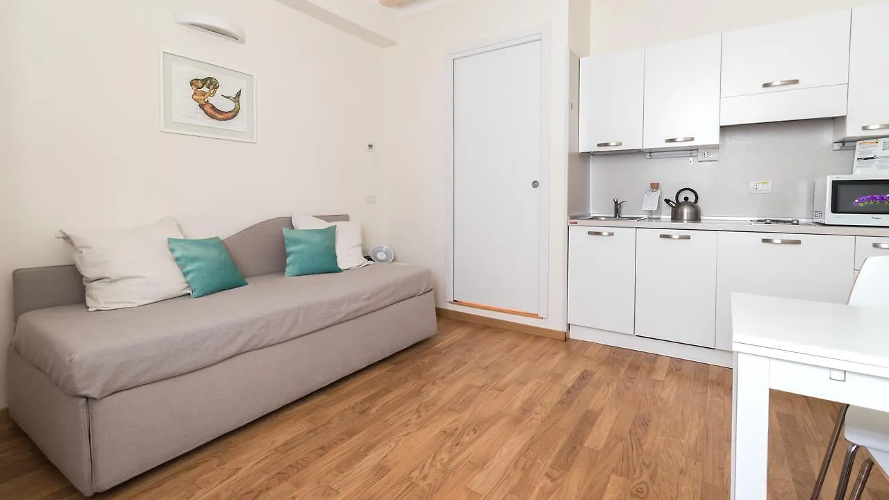 Italianway-Canonica 37 Milan